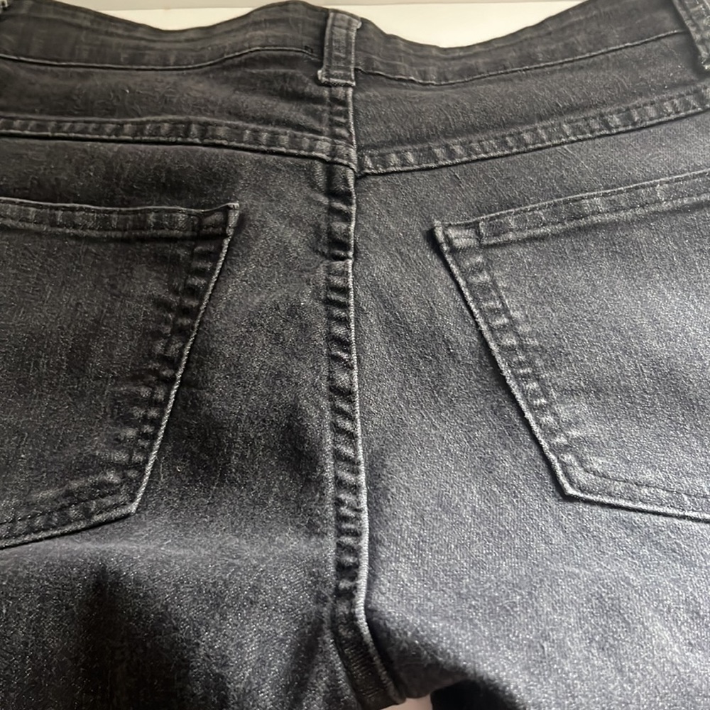 JEANS size 4, ankle length. - Picture 7 of 7